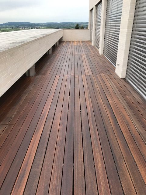 Holzboden nach dem Ölen - Stricker Reinigung