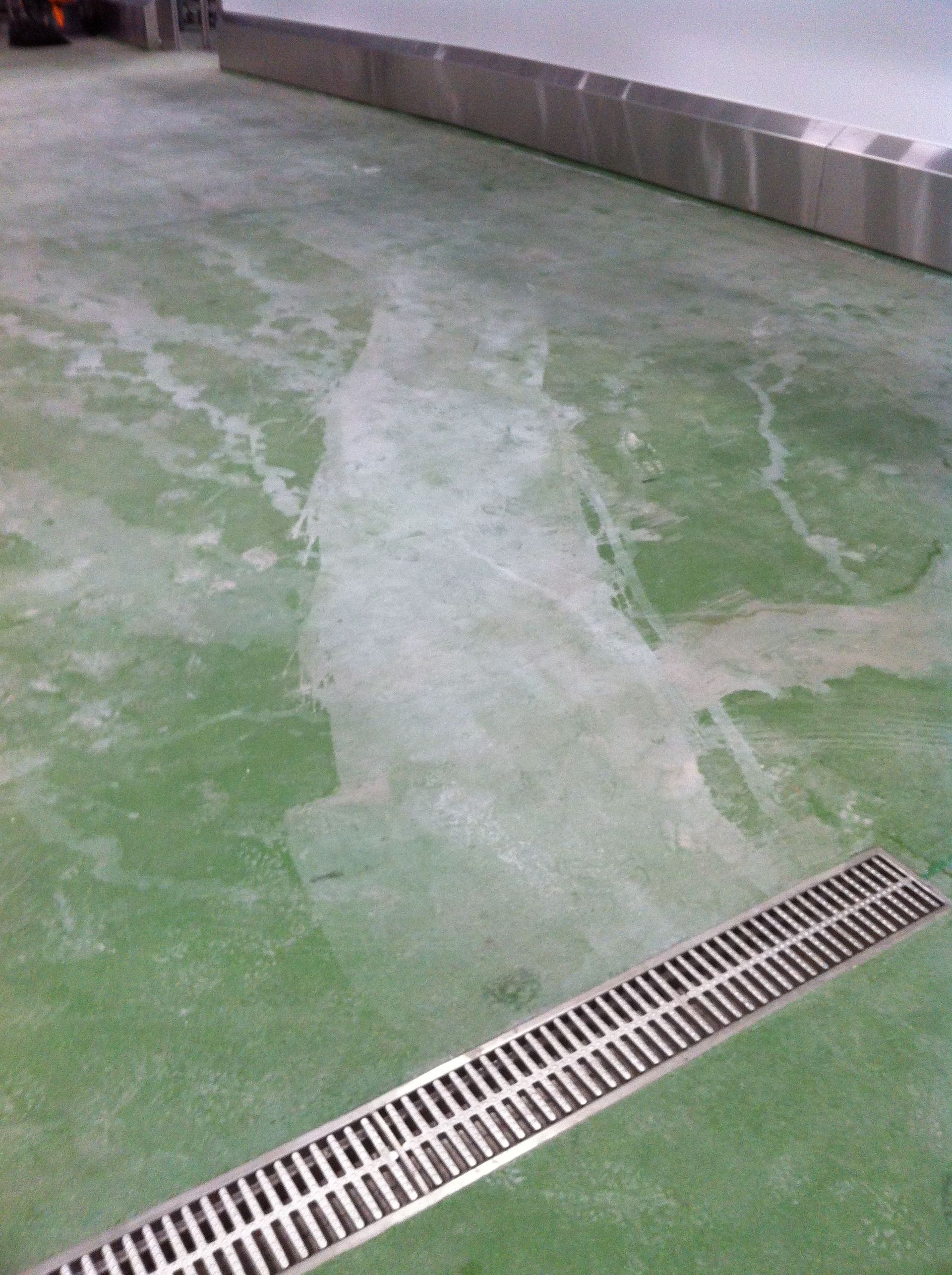 Industriereinigung - Stricker Gebäudereinigung