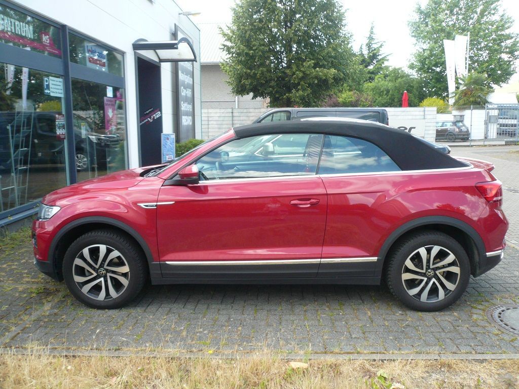 Komplett-Set Park Pilot Front und Heck inkl. OPS für VW T-ROC montiert und Freigeschaltet.