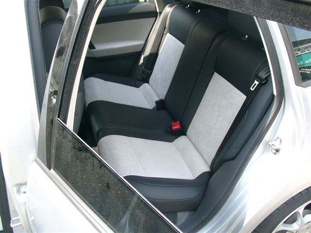 VW Polo, komplette Innenausstattung in Leder / Alcantara neu angefertigt und montiert.