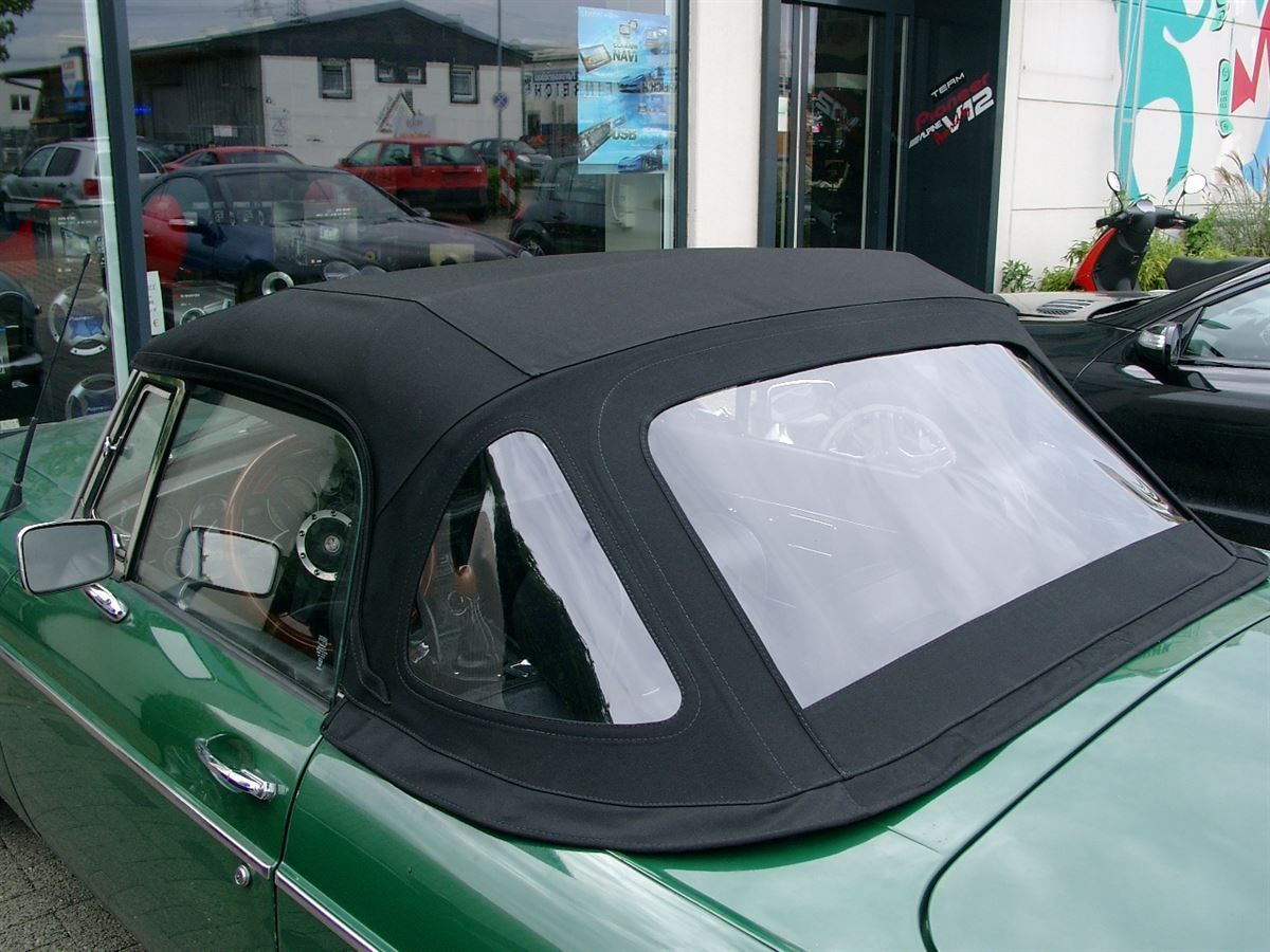 MG-B, Verdeckbezug in Sonnenland Stoff schwarz geliefert und montiert.