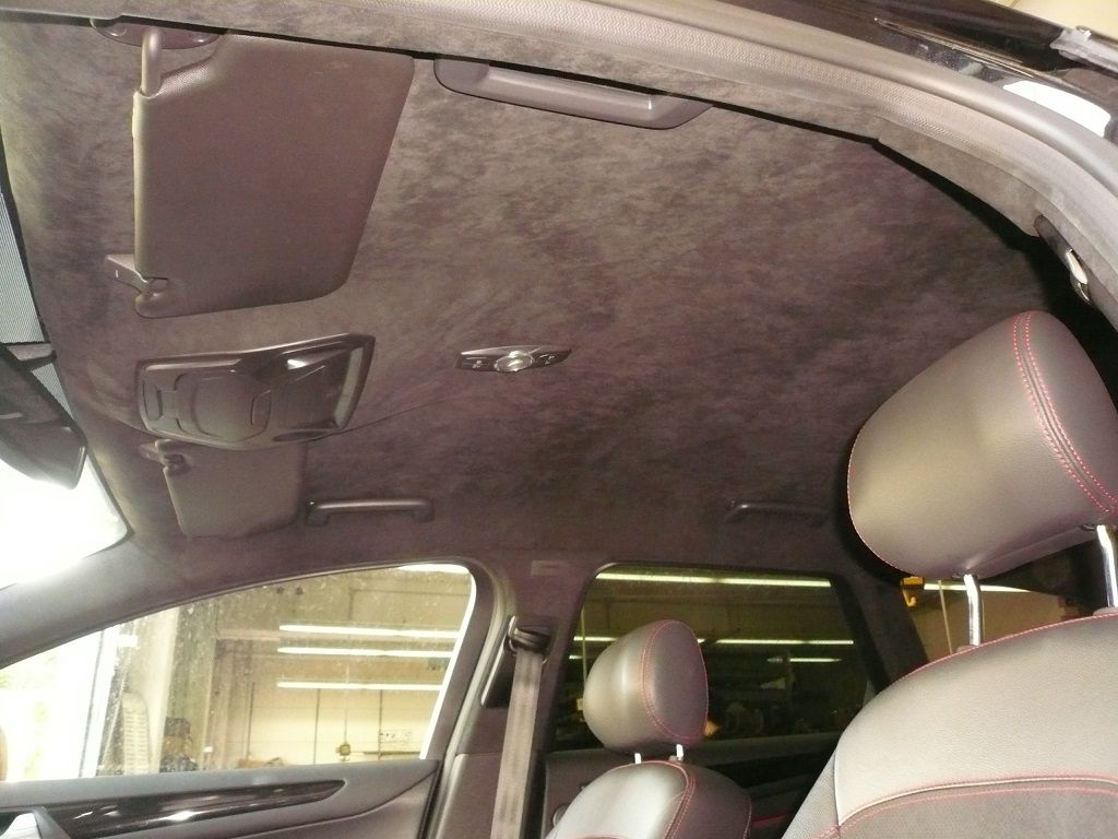 Ford Mondeo A-,B-,C-,D-Säulen und Himmel in Alcantara neu bezogen