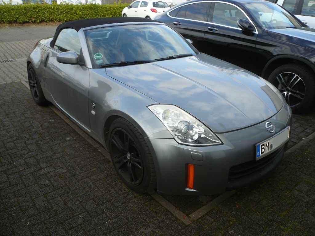 Nissan 350z, Cabrio Verdeck in Stoff schwarz geliefert und montiert