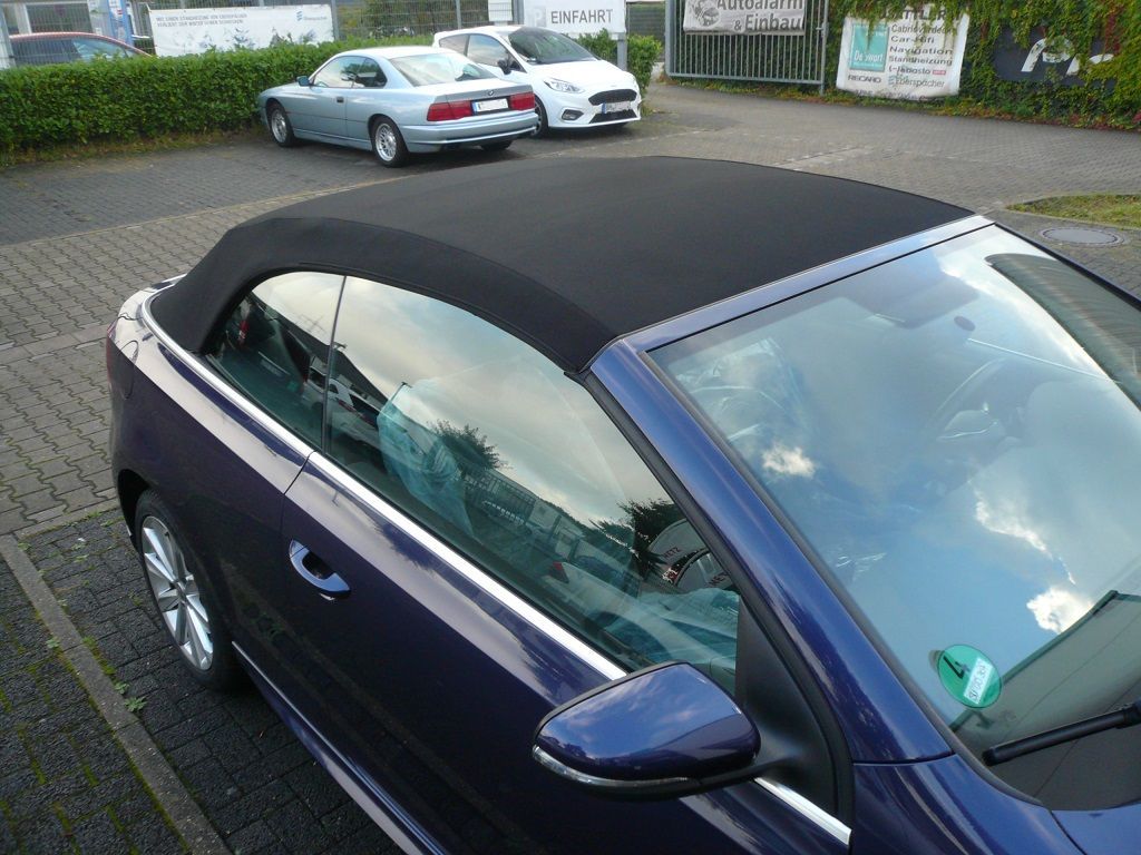 Original VW Verdeckbezug Sonnenland Stoff schwarz montiert.