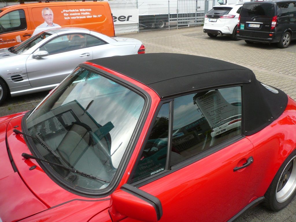 Porsche 911 G-Modell, Verdeckbezug Sonnenland Stoff, Innenhimmel geliefert und montiert.