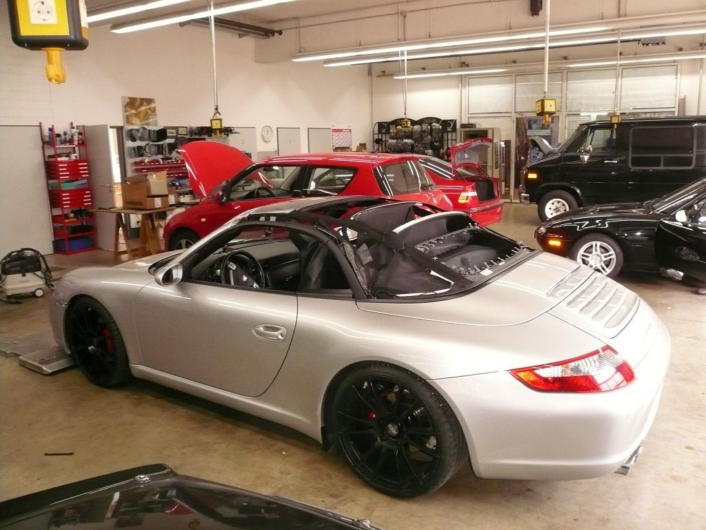 Porsche 911 (997), Verdeckbezug Sonnenland Stoff mit beheizter Glasheckscheibe, geliefert und montiert.