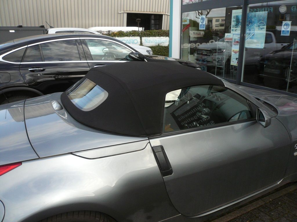 Nissan 350z, Cabrio Verdeck in Stoff schwarz geliefert und montiert