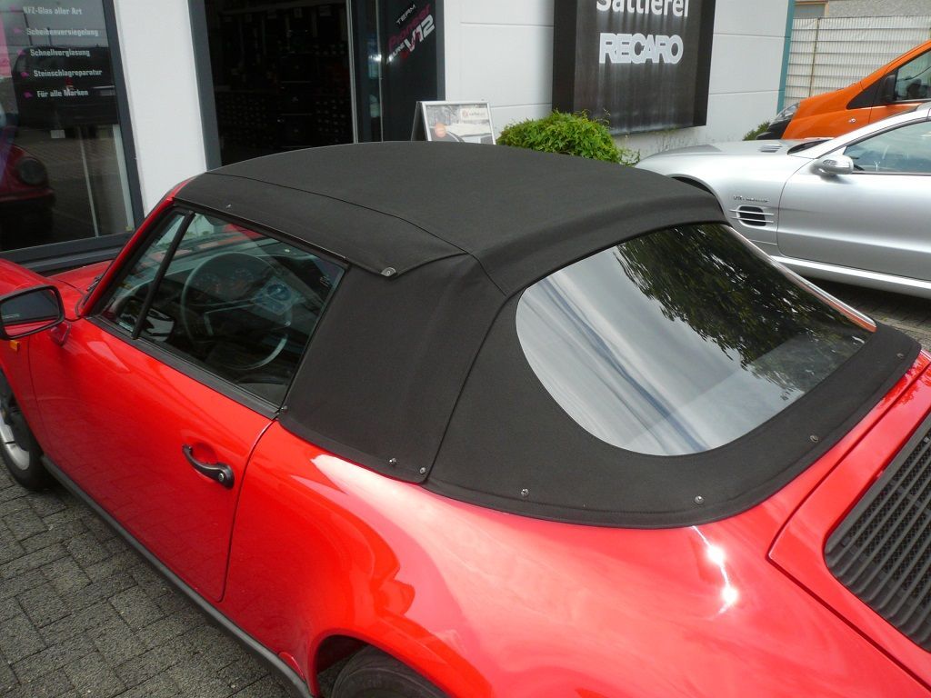 Porsche 911 G-Modell, Verdeckbezug Sonnenland Stoff, Innenhimmel geliefert und montiert.