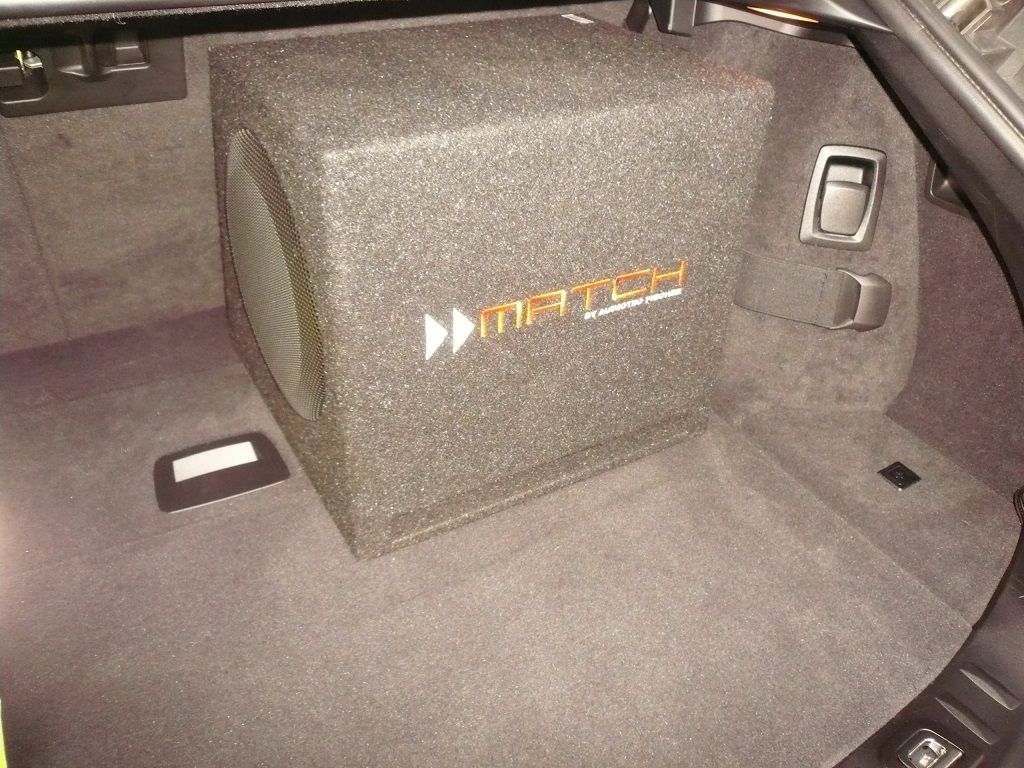 MATCH DSP Sound Upgrade mit Subwoofer, DVBT2 und Rückfahrkamera im 5er GT nachgerüstet.
