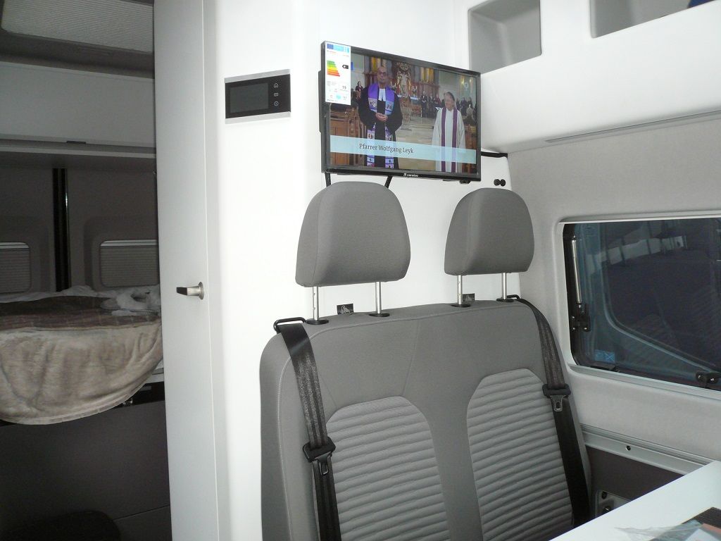 Caratec CET300R Caravaning-Routerset mit Dachantenne, Caratec 19