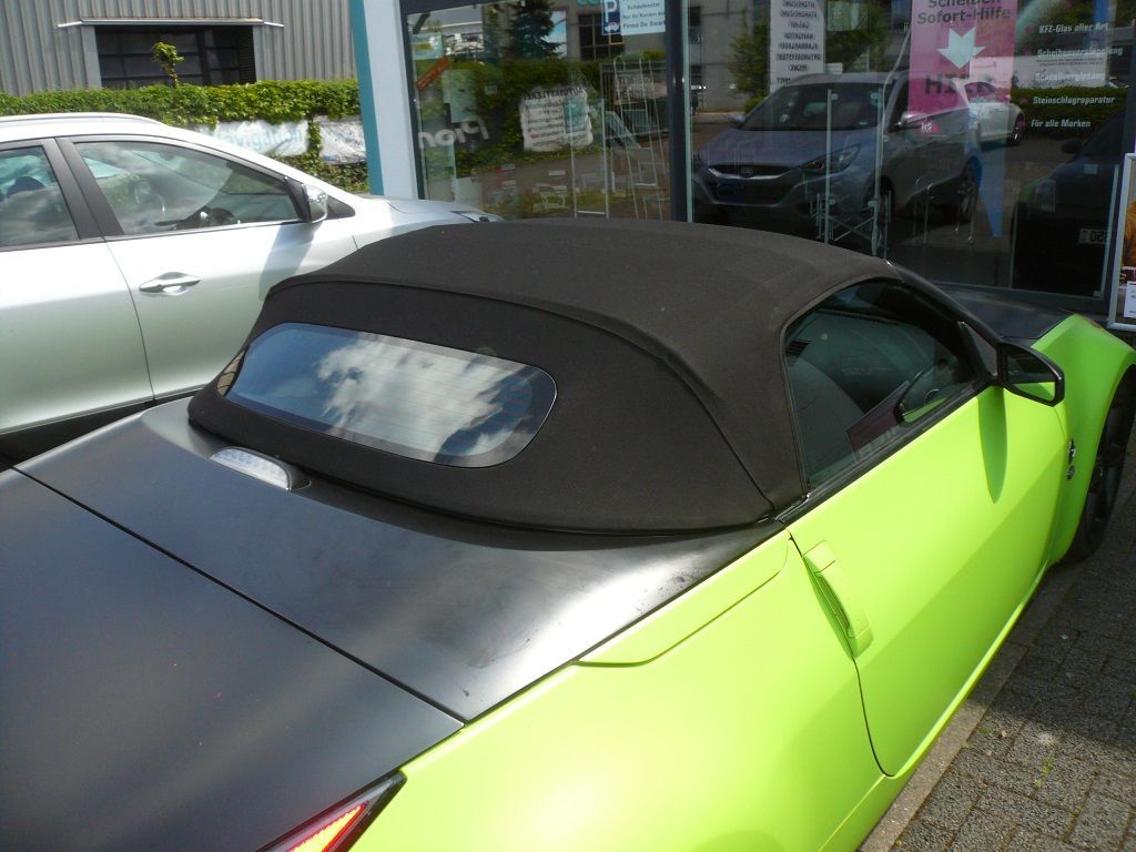 Nissan 350z, Cabrio Verdeck in Stoff schwarz geliefert und montiert