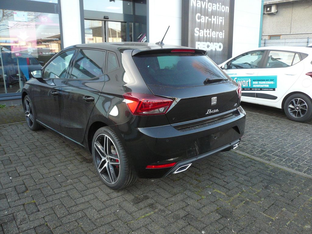 2-stufige Carbonsitzheizung für Sitz & Rückenlehne im Seat Ibiza FR nachgerüstet.