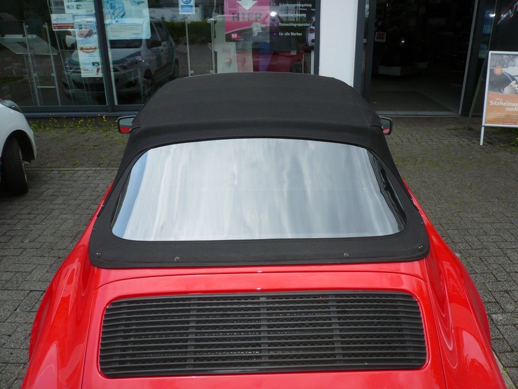Porsche 911 G-Modell, Verdeckbezug Sonnenland Stoff, Innenhimmel geliefert und montiert.