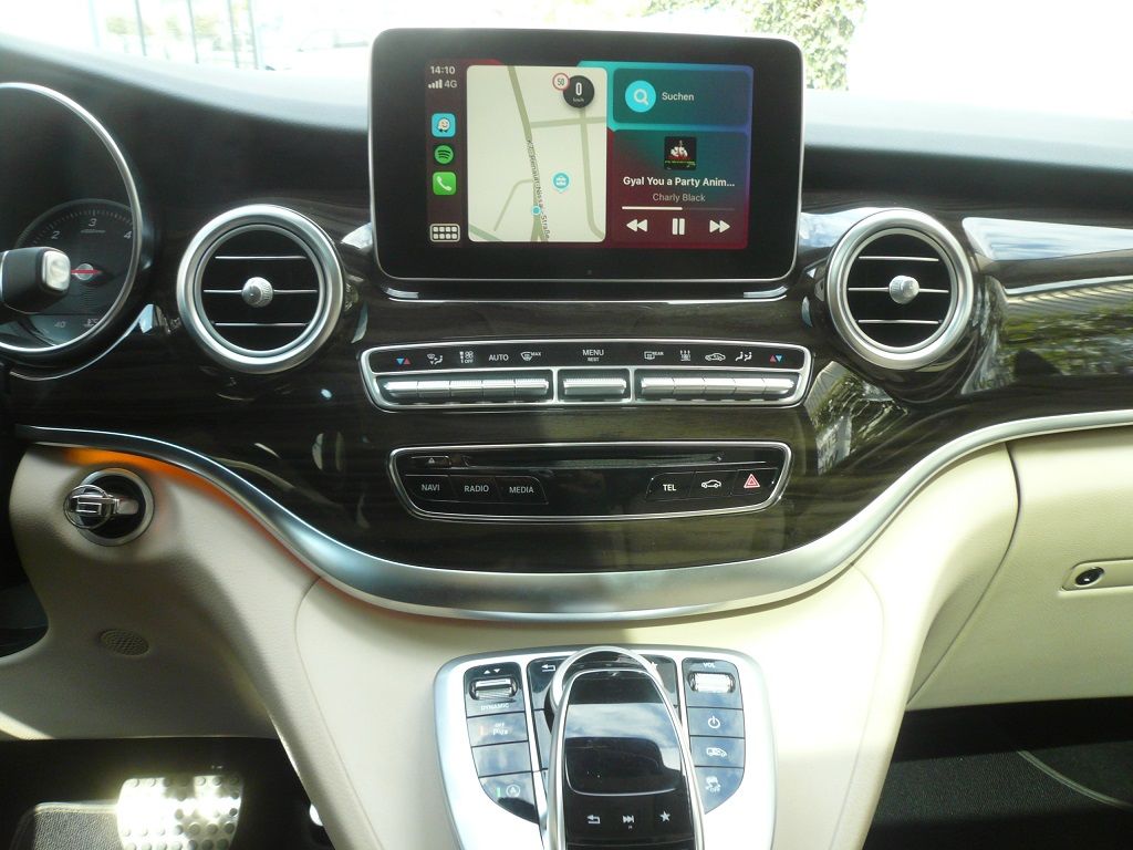Integration von Apple CarPlay und Android Auto in ihr werkseitig verbautes Command Online Navigations System