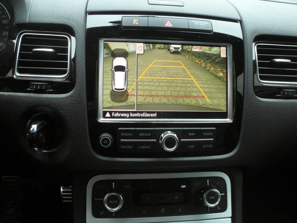 Integration von Apple CarPlay und Android Auto in ihr werkseitig verbautes VW RNS850 Navigations System