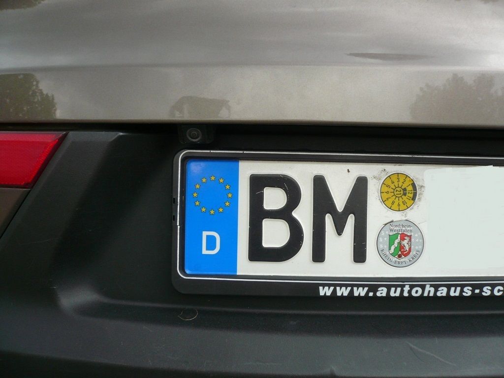 Pioneer AVIC-Z810DAB im KIA Sportage nachgerüstet. Original Soundsystem, Lenkrad Fernbedienung und Rückfahrkamera auf das Pioneer Gerät adaptiert.