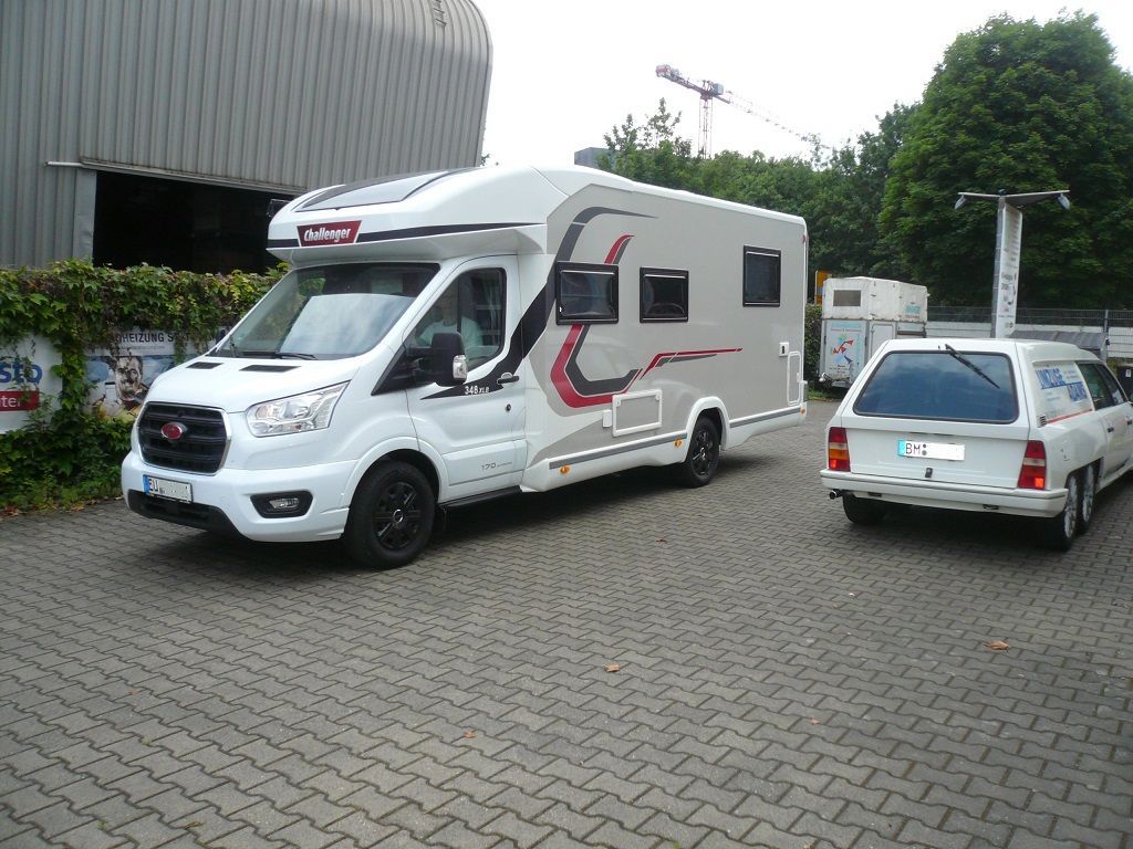 ALpine iLX-903-TRA 9zoll Transit Navigationsgerät im Wohnmobil nachgerüstet.