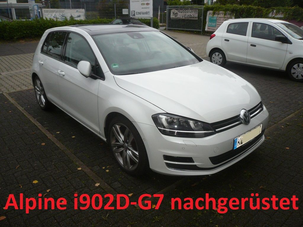 Alpine i902D-G7, 9-Zoll Premium-Mobile-Media-System für Volkswagen Golf 7 mit Apple CarPlay und Android Auto Unterstützung nachgerüstet. OEM Rückfahrkamera & PDC Darstellung an das Alpine Gerät adaptiert.
