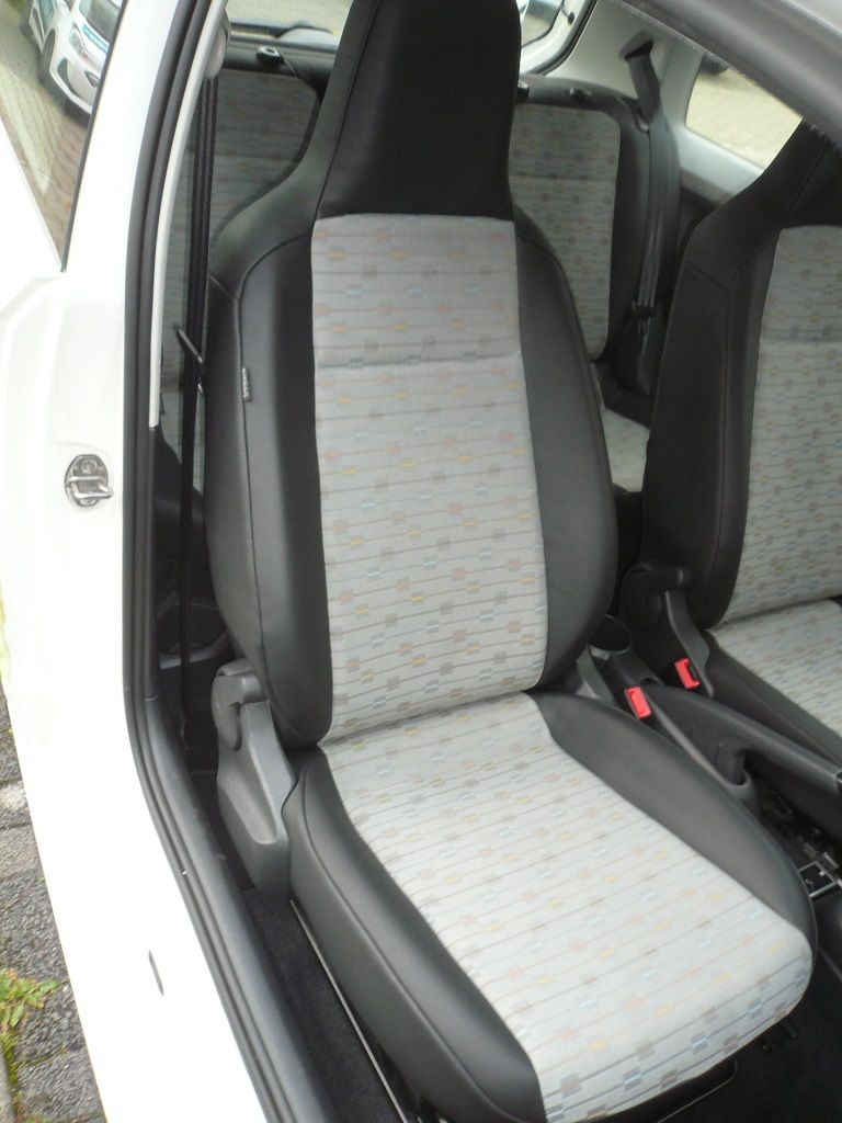 Skoda Citygo komplette Innenausstattung in Kunstleder/Stoff neu angefertigt und montiert.