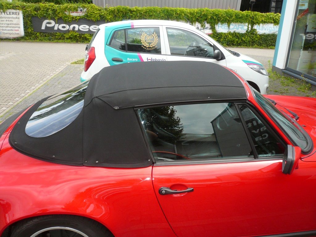 Porsche 911 G-Modell, Verdeckbezug Sonnenland Stoff, Innenhimmel geliefert und montiert.