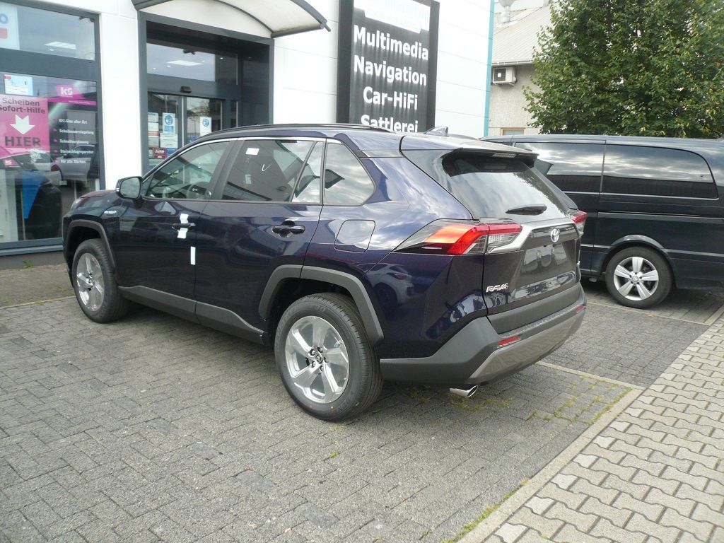 Toyota RAV4 komplette Innenausstattung in Teilleder neu angefertigt und montiert.