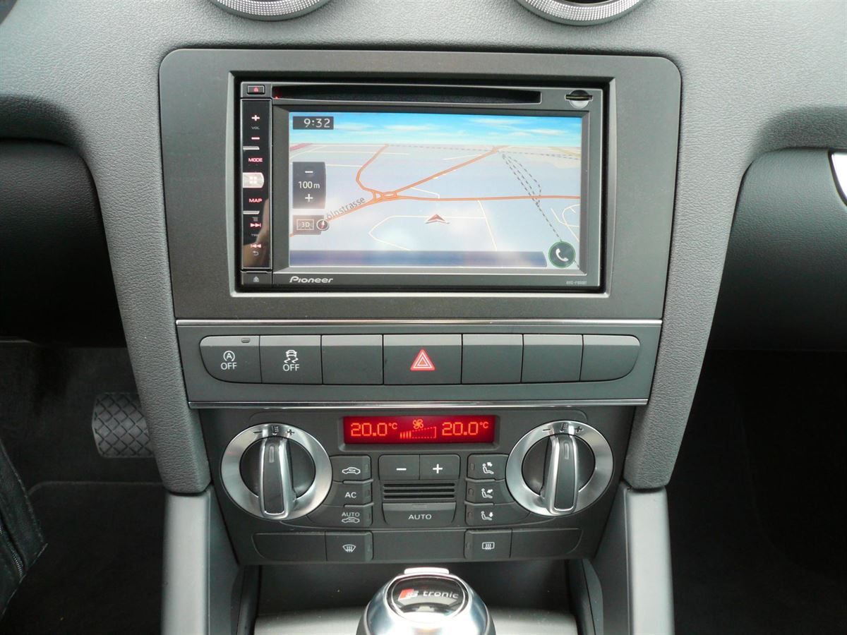 Pioneer 2DIN Navigation Mediastation im Audi A3 nachgerüstet.