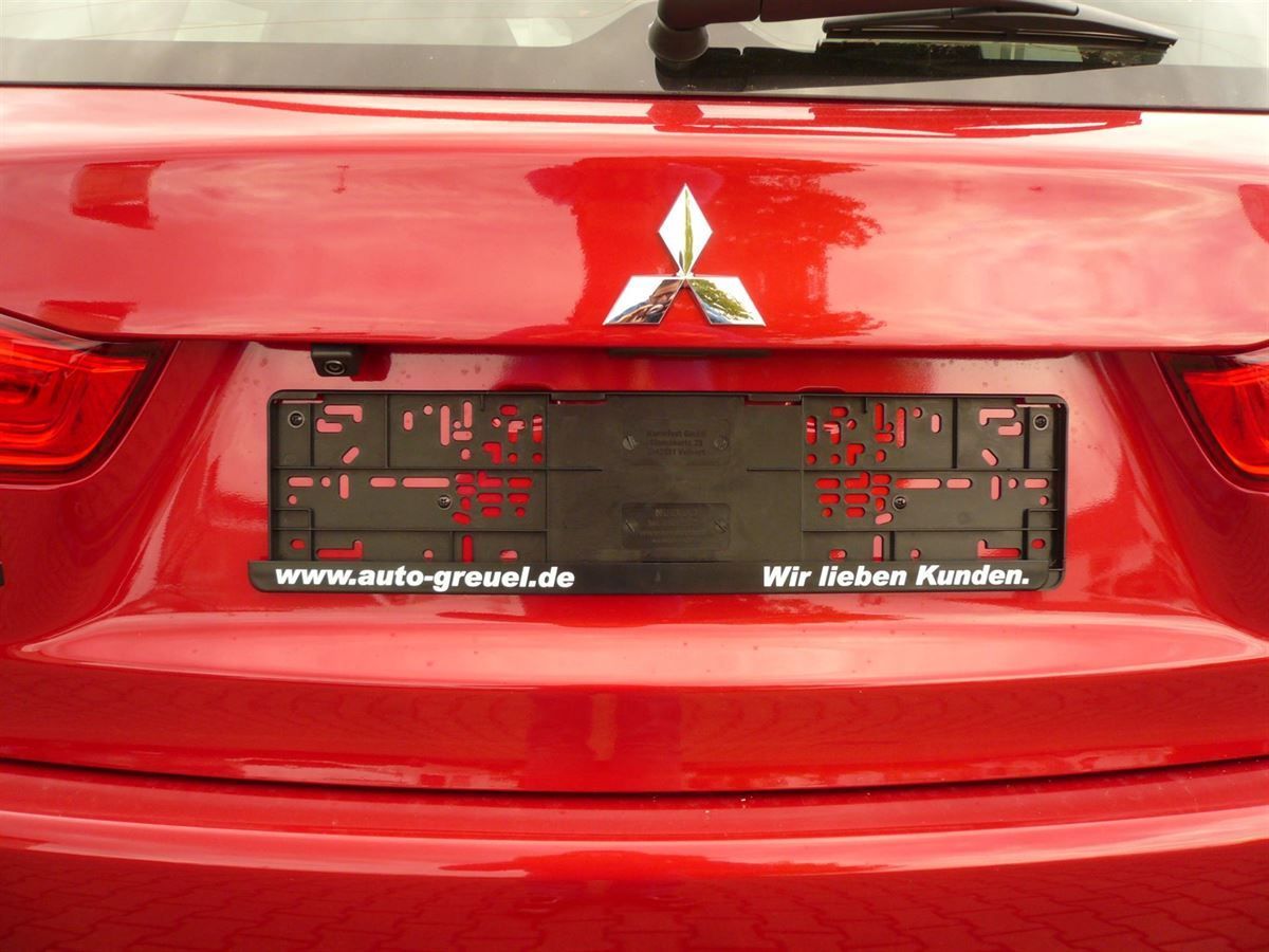 Alpine INE-W990BT in einem Mitsubishi ASX (Neuwagen) nachgerüstet. Werkseitige Rückfahrkamera und Lenkradfernbedienung auf das Alpine Navi adaptiert.