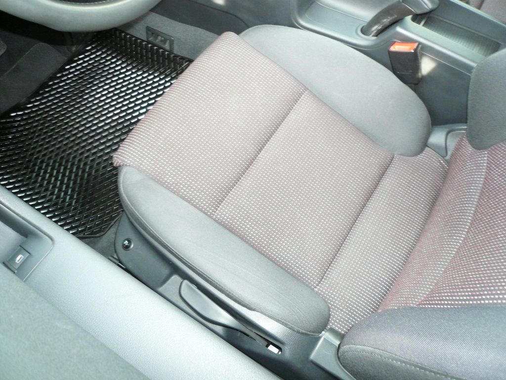 Audi A3, Carbon Sitzheizung 2stufig für Sitz und Rückenlehne gelifert und montiert.