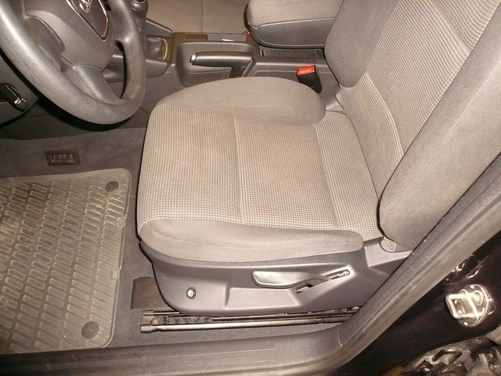 Audi A4, Carbon Sitzheizung 2stufig für Sitz und Rückenlehne nachgerüstet.