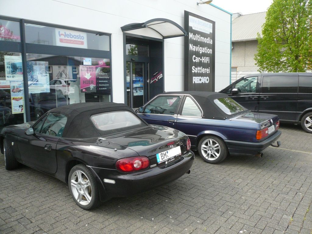 BMW E30 Baur Cabrio. Verdeckheckteil in Sonnenland Stoff schwarz mit PVC Scheibe geliefert und montiert.