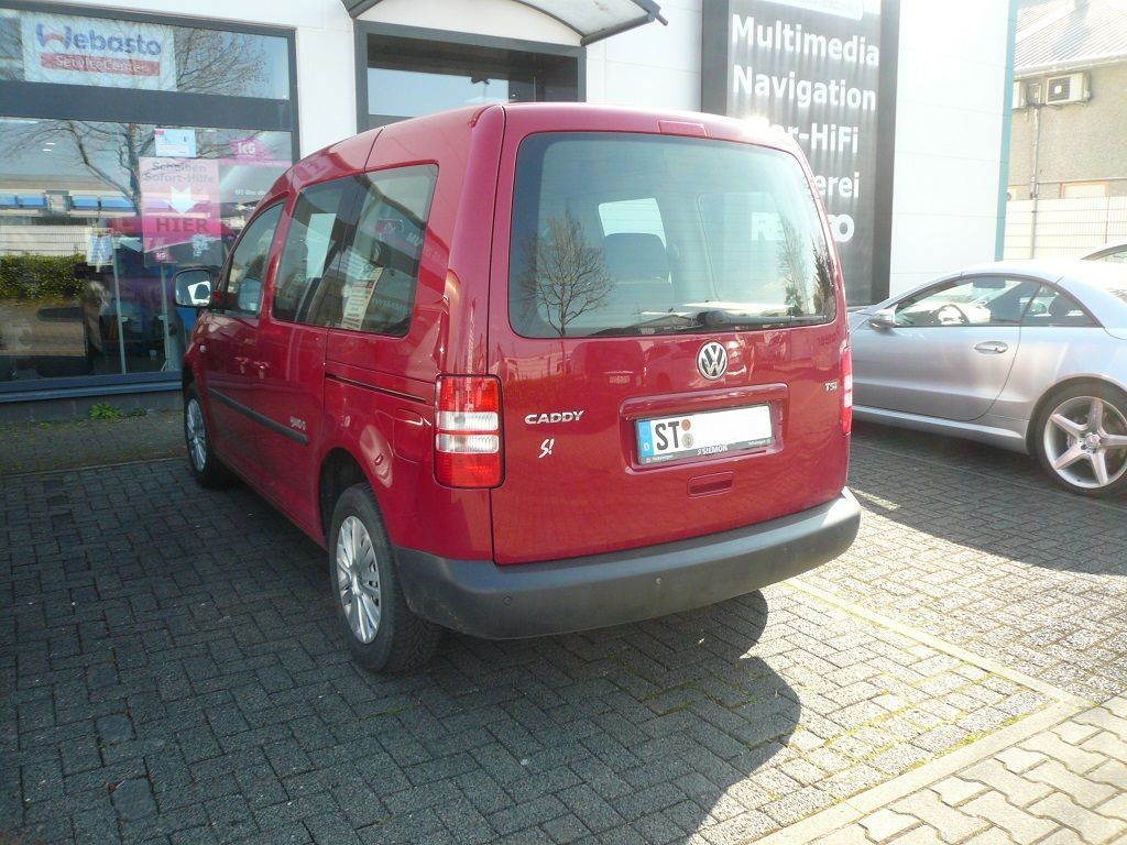 2-stufige Carbon Sitzheizungs-Set für Sitz und Rückenlehne im VW Caddy nachgerüstet.