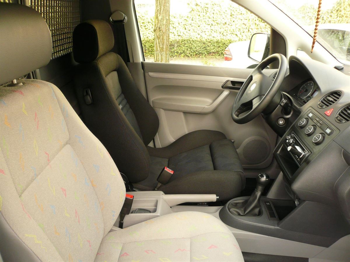 RECARO Ergomed E Sitz im Caddy nachgerüstet.