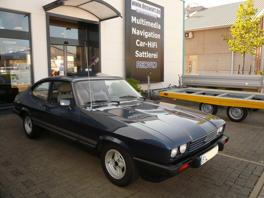 Ford Capri, komplette Innenausstattung in Leder beige und Recaro Stoff neu angefertigt und montiert.