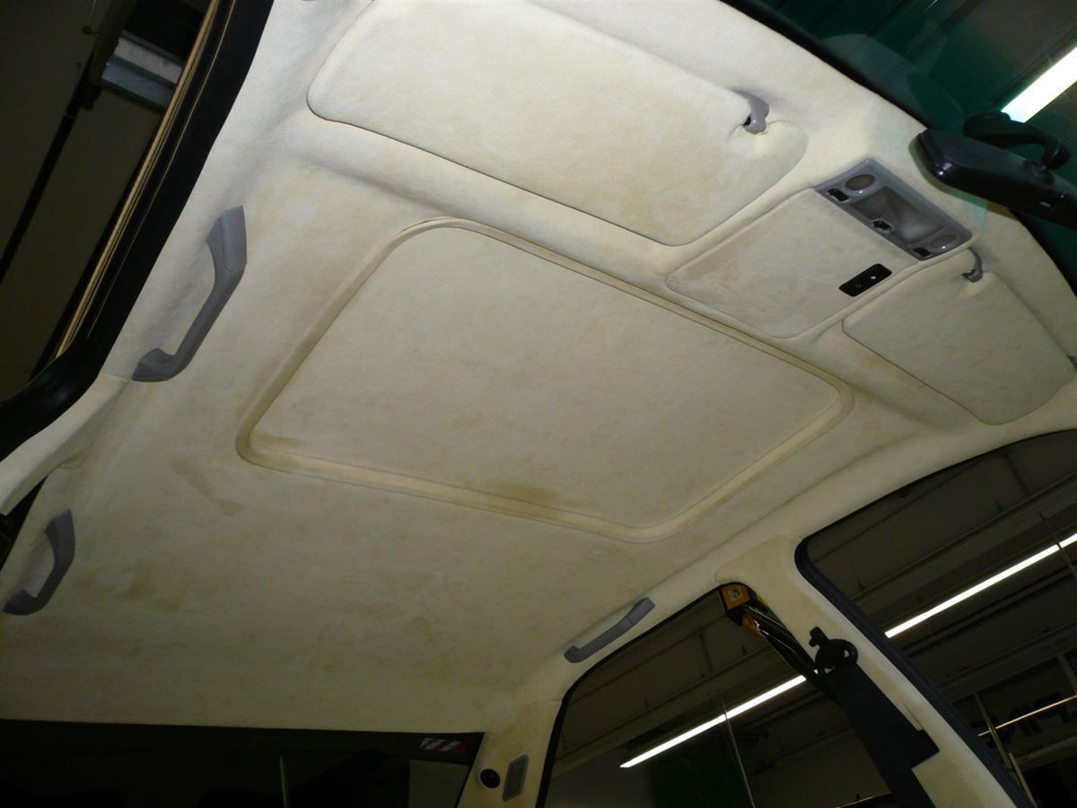 BMW 3er E36 Limosine komplette Innenausstattung und Innenraum in Alcantara Helios neu angefertigt und montiert.