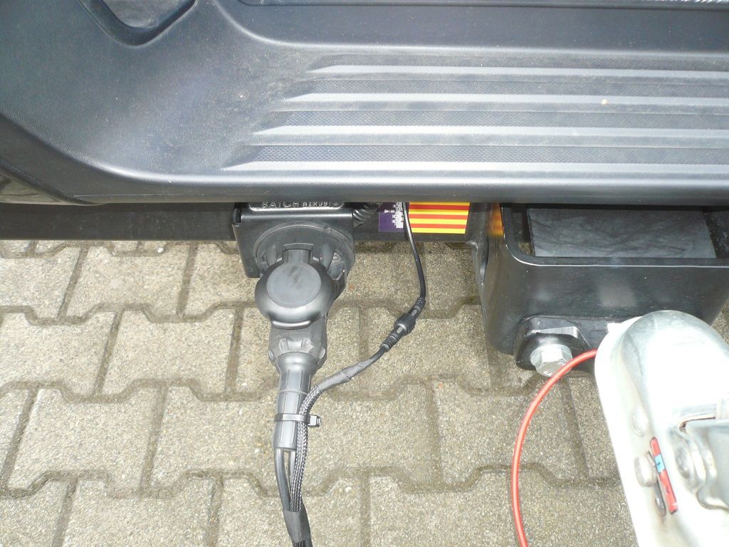 Rückfahrkamera für Anhängerbetrieb an einem Ford Ranger nachgerüstet.