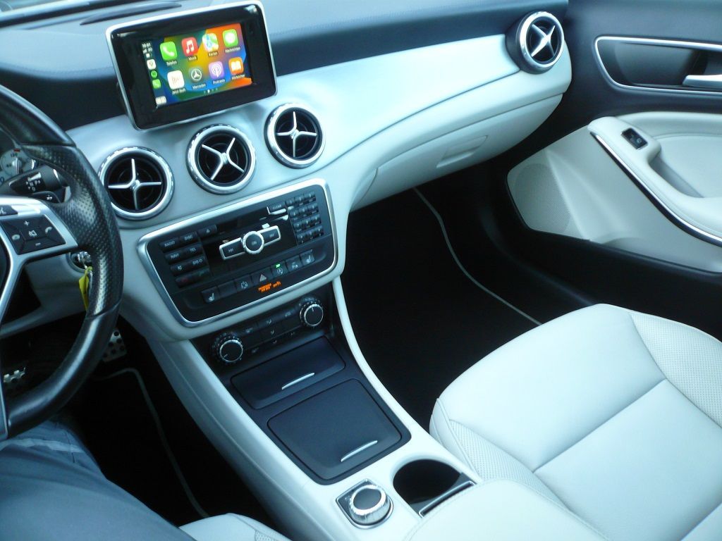 Integration von Apple CarPlay und Android Auto in ihr werkseitig verbautes Command NTG4/4.5 Navigations System