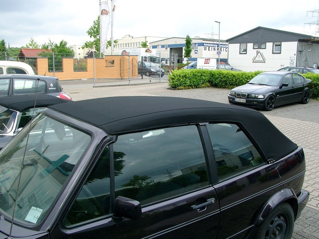 Golf 1 Cabrio, Verdeck Bezug in Sonnenland Stoff schwarz geliefert und montiert.