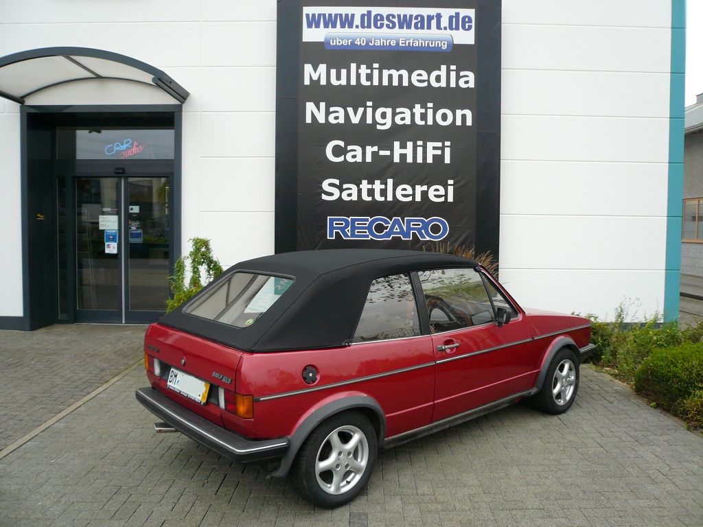 Golf 1 Cabrio, Verdeck Bezug in Sonnenland Stoff schwarz geliefert und montiert.