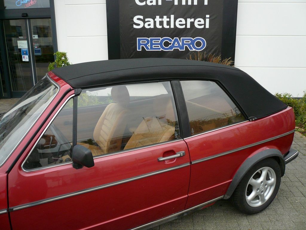 Golf 1 Cabrio, Verdeck Bezug in Sonnenland Stoff schwarz geliefert und montiert.