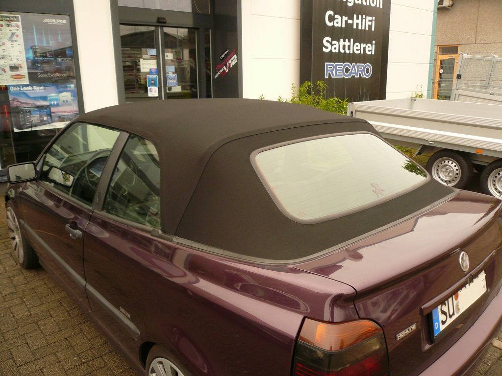 Golf 3 Cabrio, Verdeck Bezug in Sonnenland Stoff schwarz geliefert und montiert.