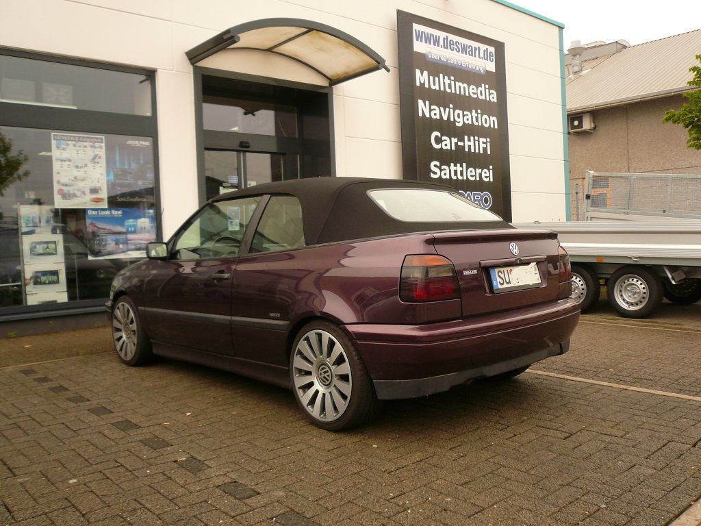 Golf 3 Cabrio, Verdeck Bezug in Sonnenland Stoff schwarz geliefert und montiert.