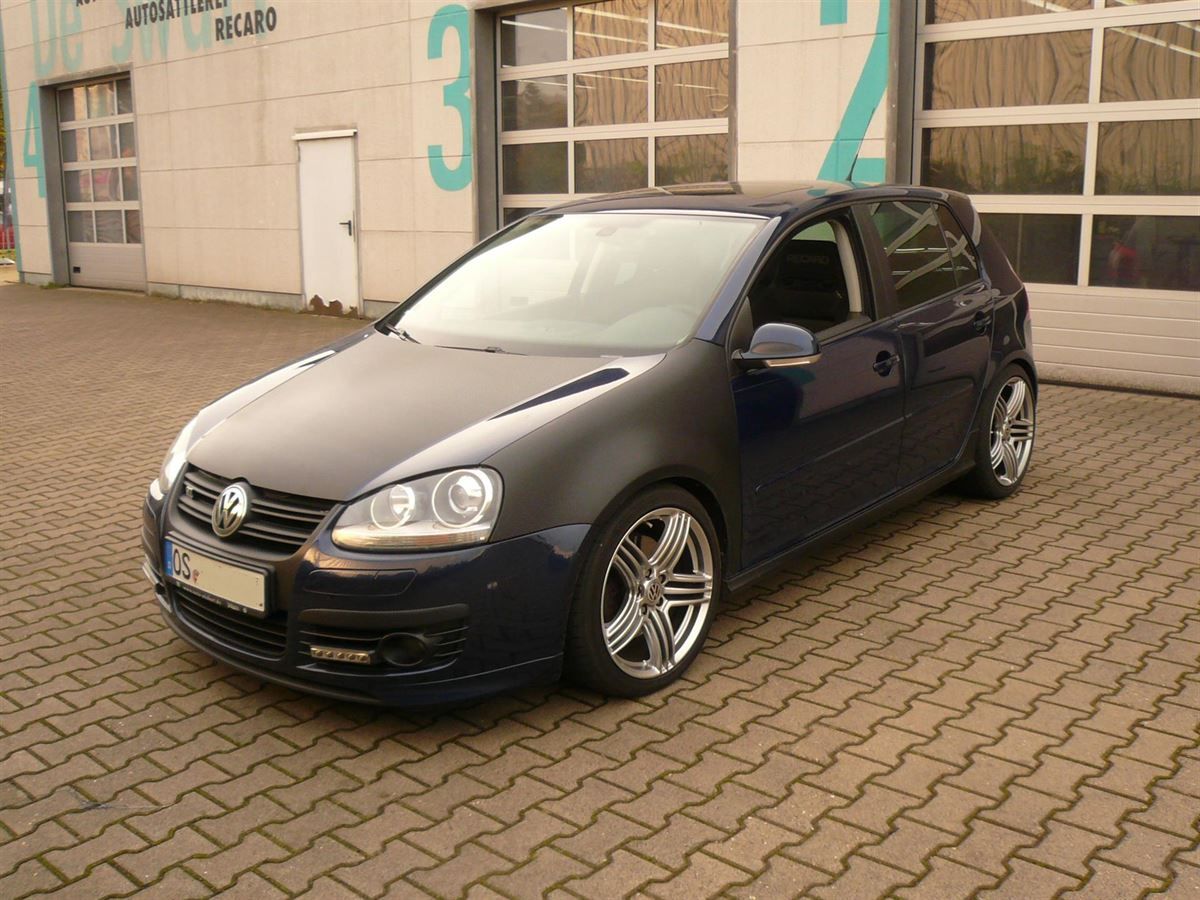 RECARO Speed Sitze im Golf 4 nachgerüstet.