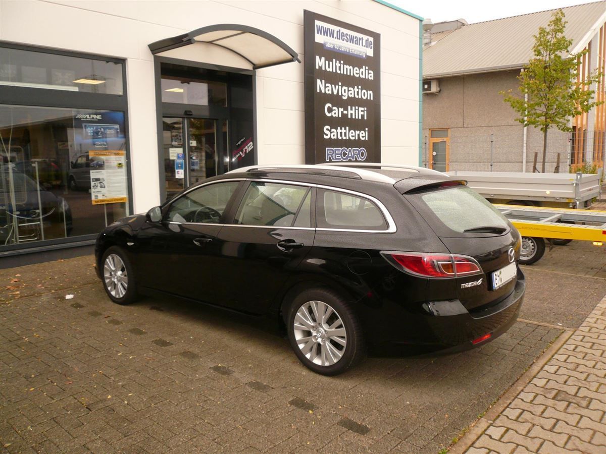 Pioneer AVIC-F80DAB im Mazda 6 nachgerüstet. Werkseitige Lenkrad-Fernbedienung und Soundsystem an das Pioneer Navi adaptiert.