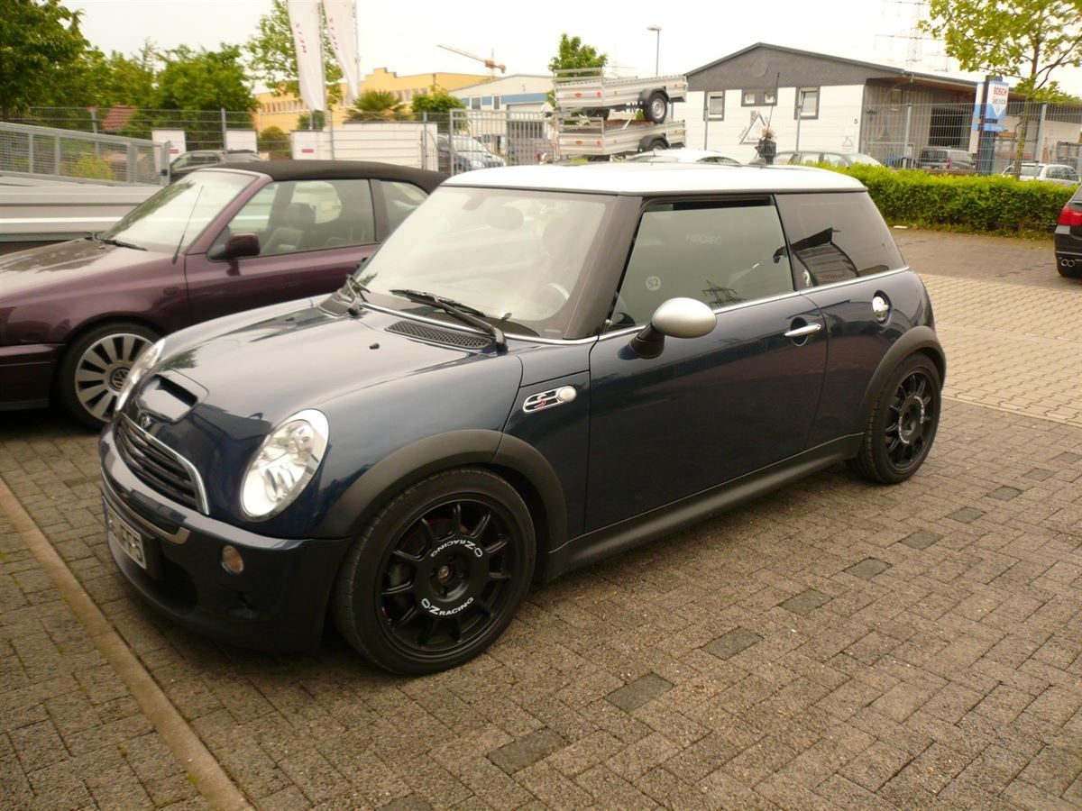 RECARO Pole Position ABE Sitze im BMW Mini nachgerüstet.