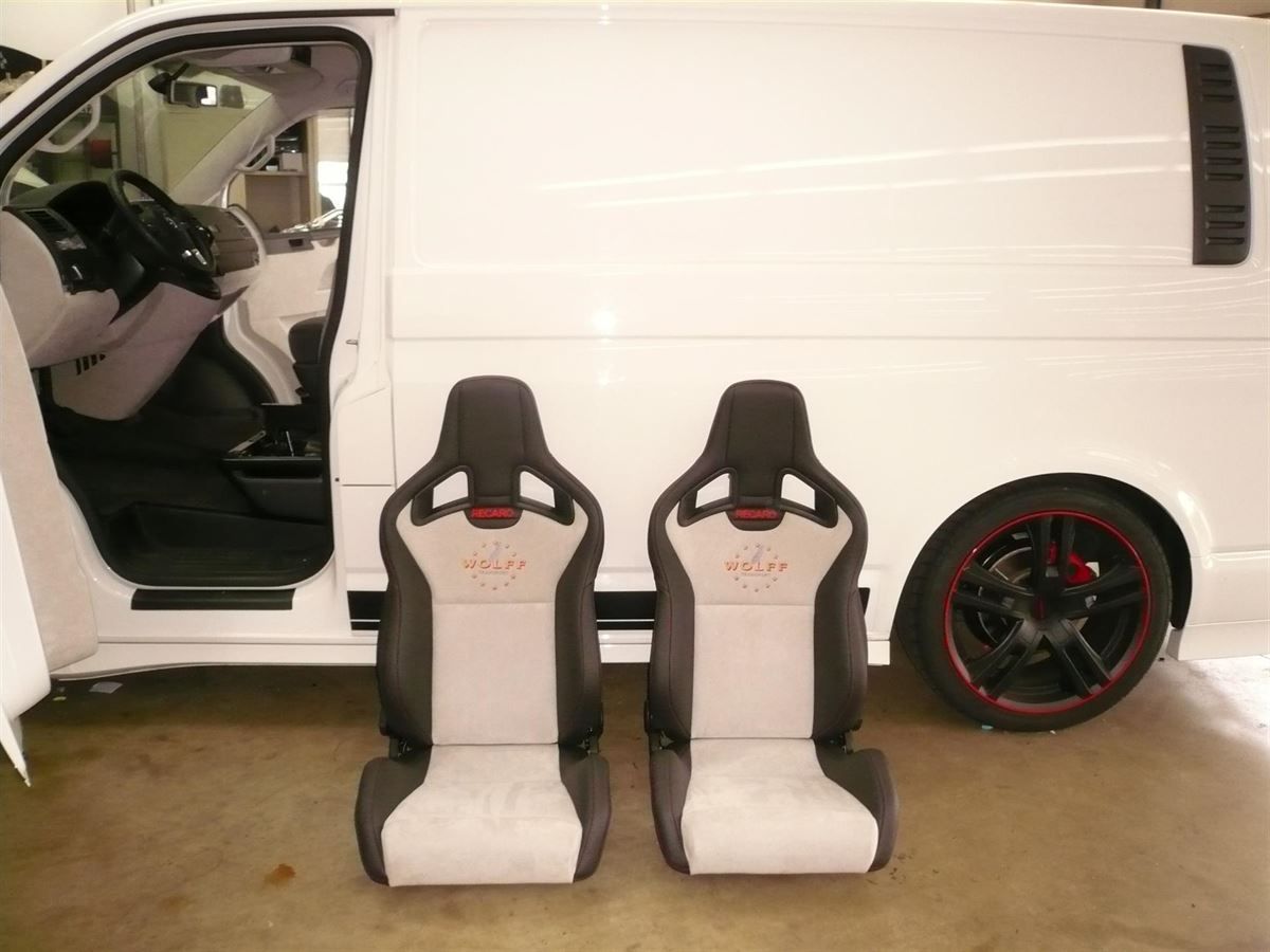 Recaro Sportster CS in Leder schwarz/Alcantara silber neu bezogen