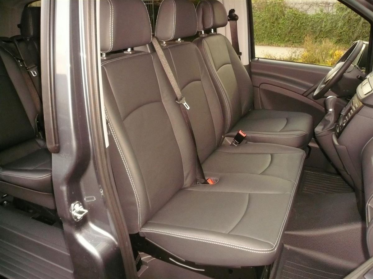 Mercedes Vito, Innenausstattung  in Leder neu angefertigt und montiert.