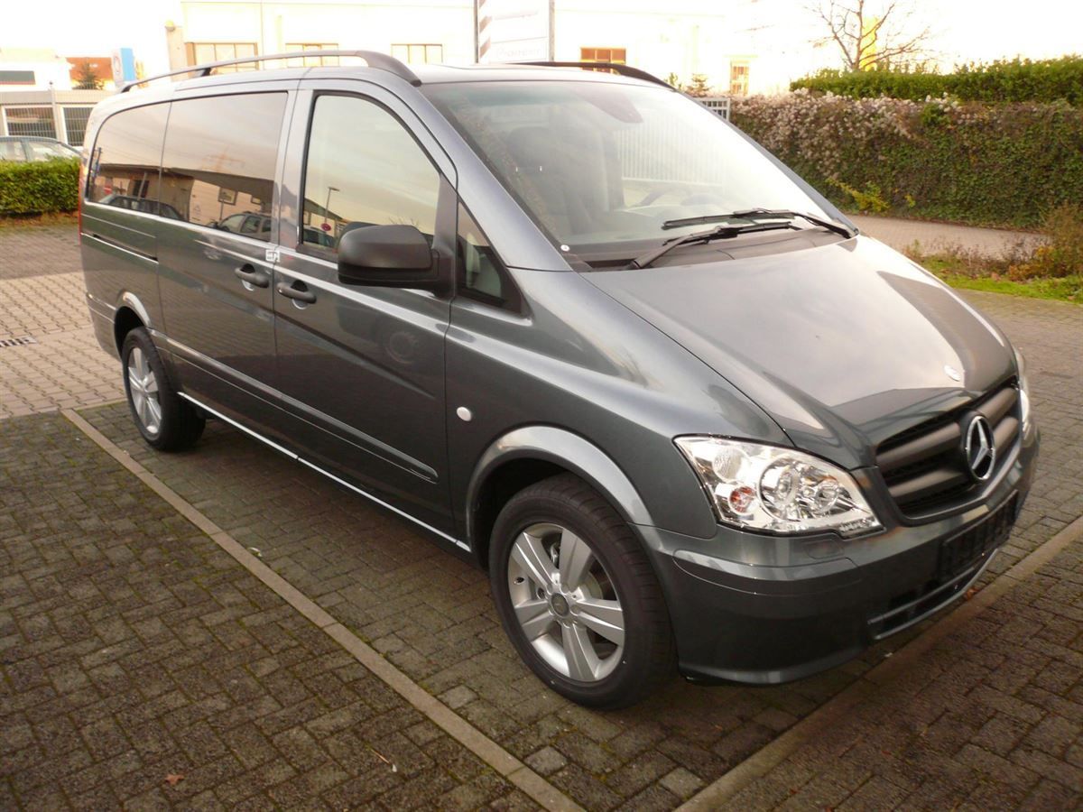 Mercedes Vito, Innenausstattung  in Leder neu angefertigt und montiert.