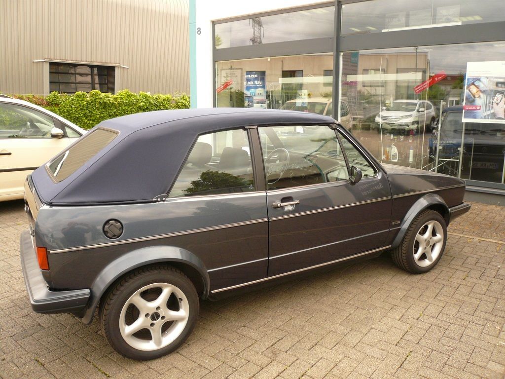Golf I Cabrio, komplette Innenausstattung in Leder neu angefertigt und montiert.