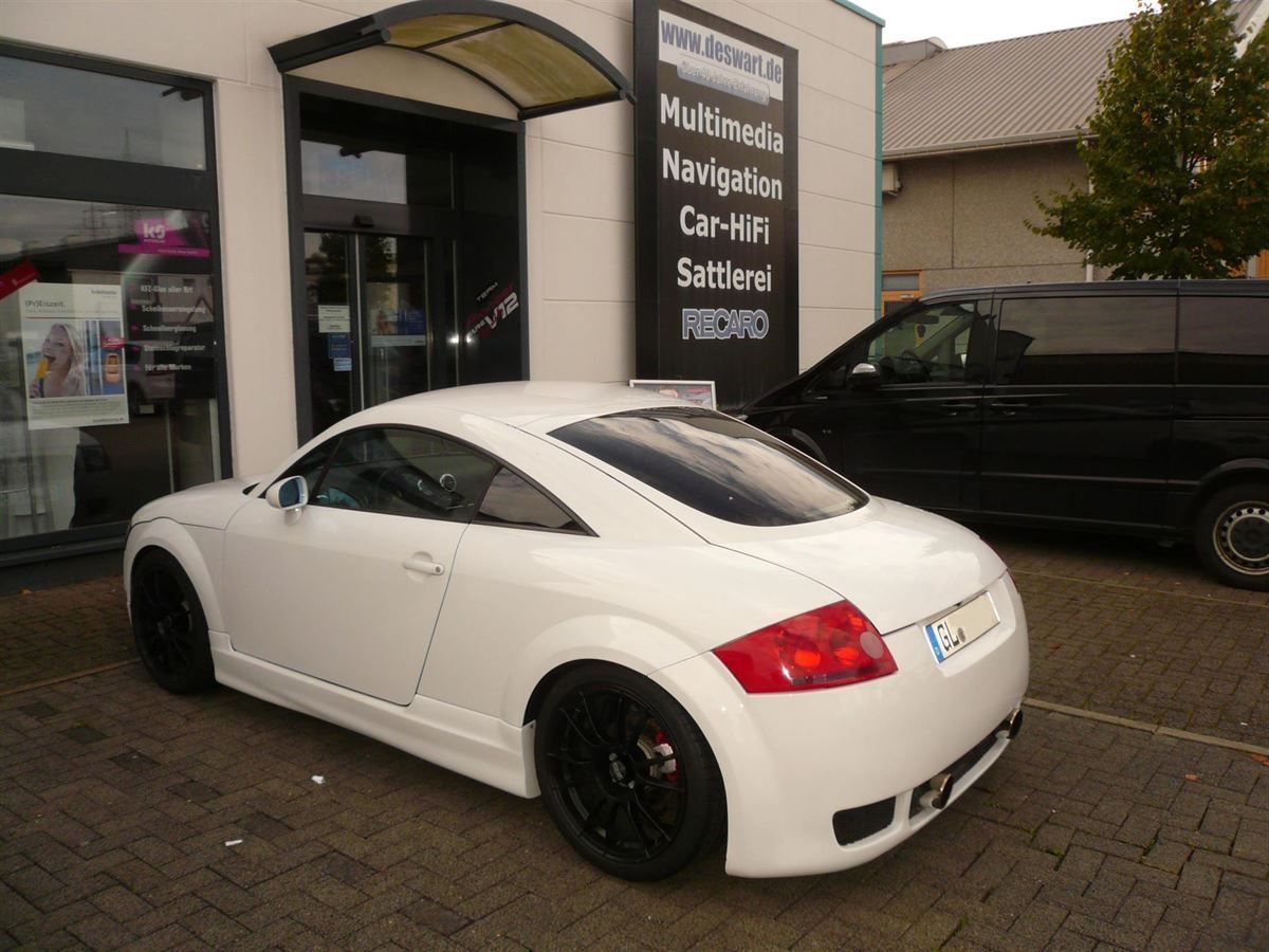 RECARO Pole Position ABE Sitze im Audi TT nachgerüstet.