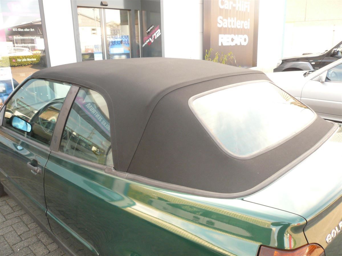 Golf 3 Cabrio, Verdeck Bezug in Sonnenland Stoff schwarz geliefert und montiert.